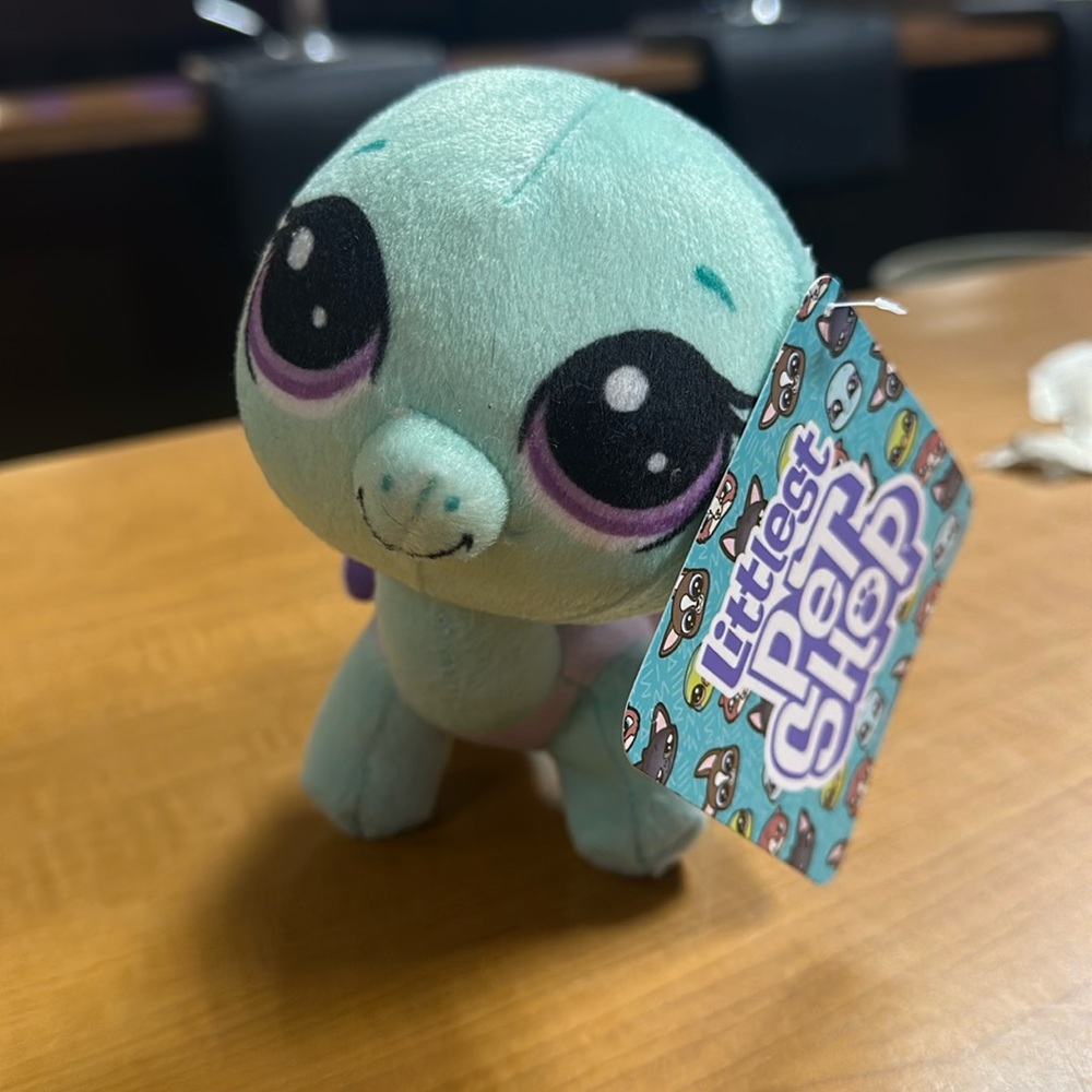 Littlest pet shop stuffed animal new turtle